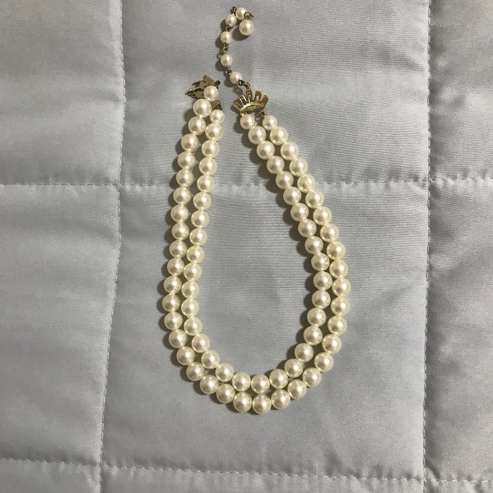 Pearl necklace